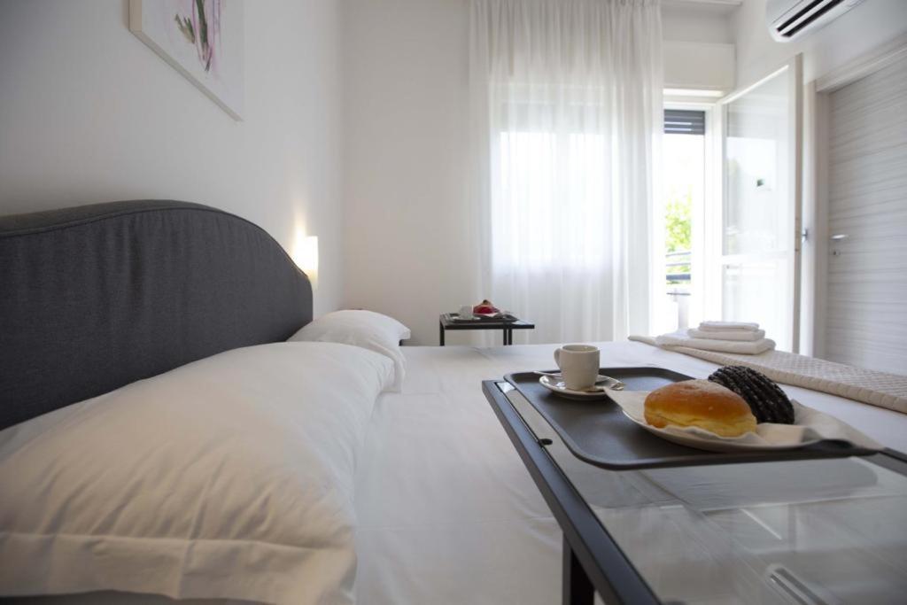 Hotel Elite Cervia Exterior foto