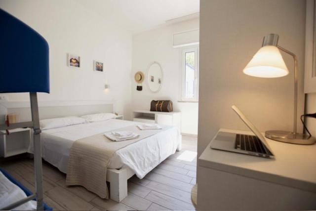 Hotel Elite Cervia Exterior foto